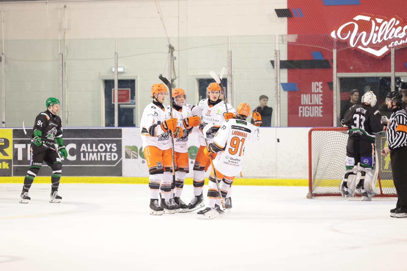 WhatsApp Image 2025-12-07 at 16.45.09_330a2319